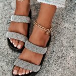 Klapki profilowane Madam Putti czarne