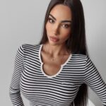 Bluzka prążkowana Cassi Ola Voga czarna