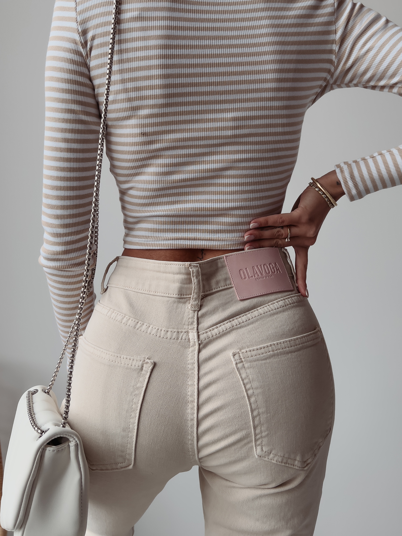 Spodnie jeansowe mom fit Cami 249 Ola Voga beżowe