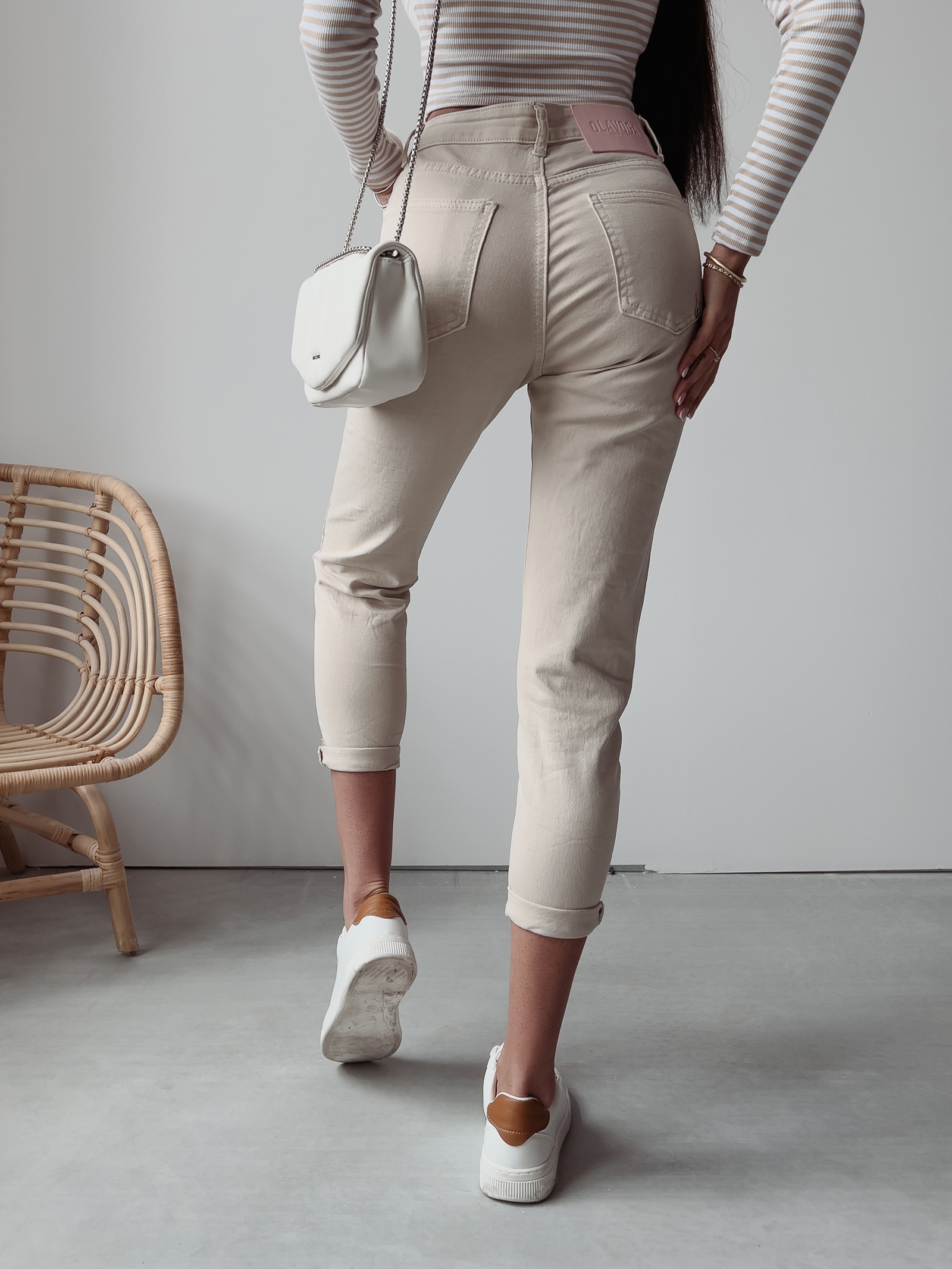 Spodnie jeansowe mom fit Cami 249 Ola Voga beżowe Spodnie jeansowe mom fit Cami 249 Ola Voga beżowe