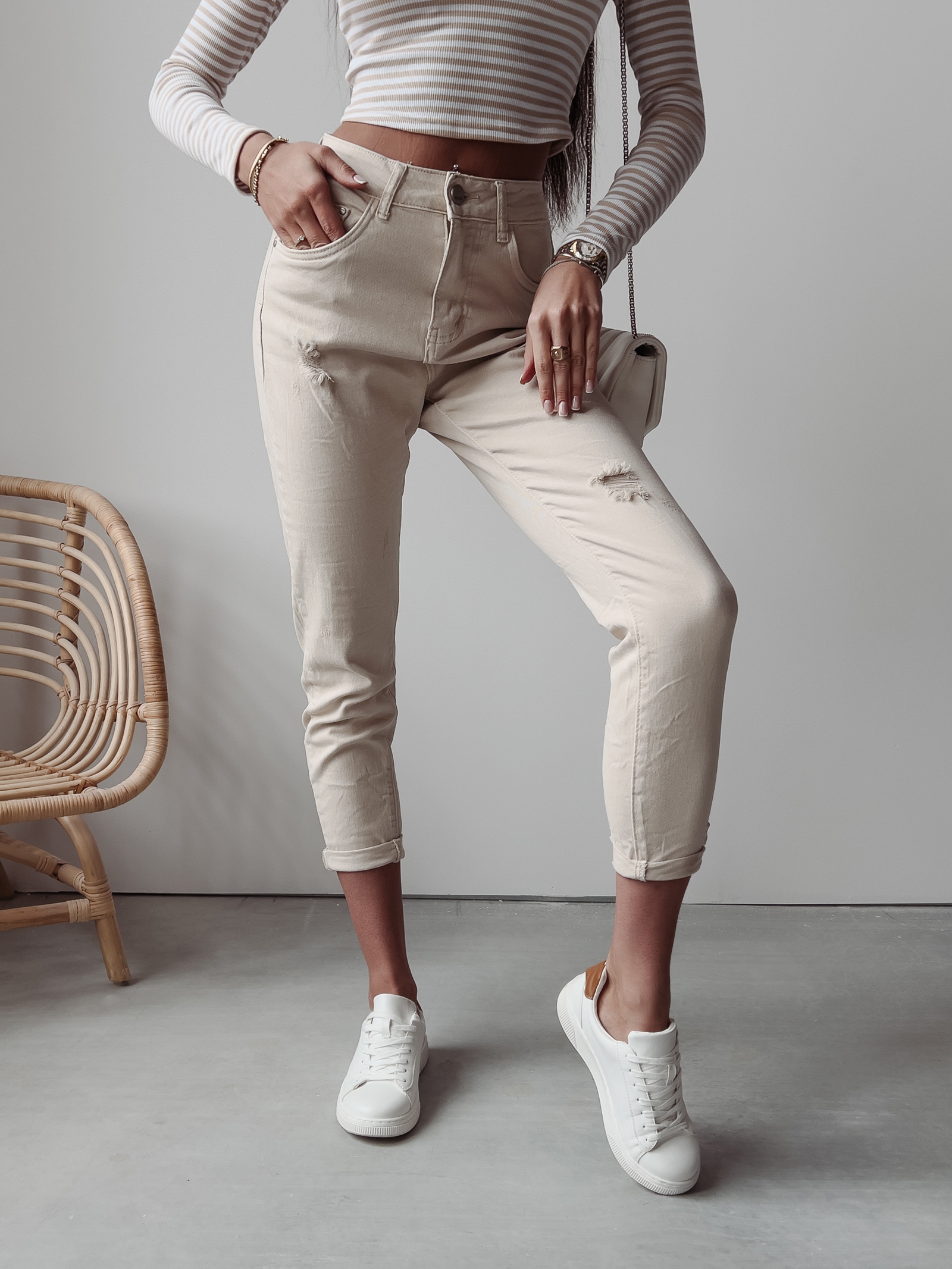 Spodnie jeansowe mom fit Cami 249 Ola Voga beżowe Spodnie jeansowe mom fit Cami 249 Ola Voga beżowe