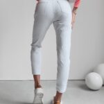 Spodnie jeansowe mom fit CAMI 249 OLAVOGA białe