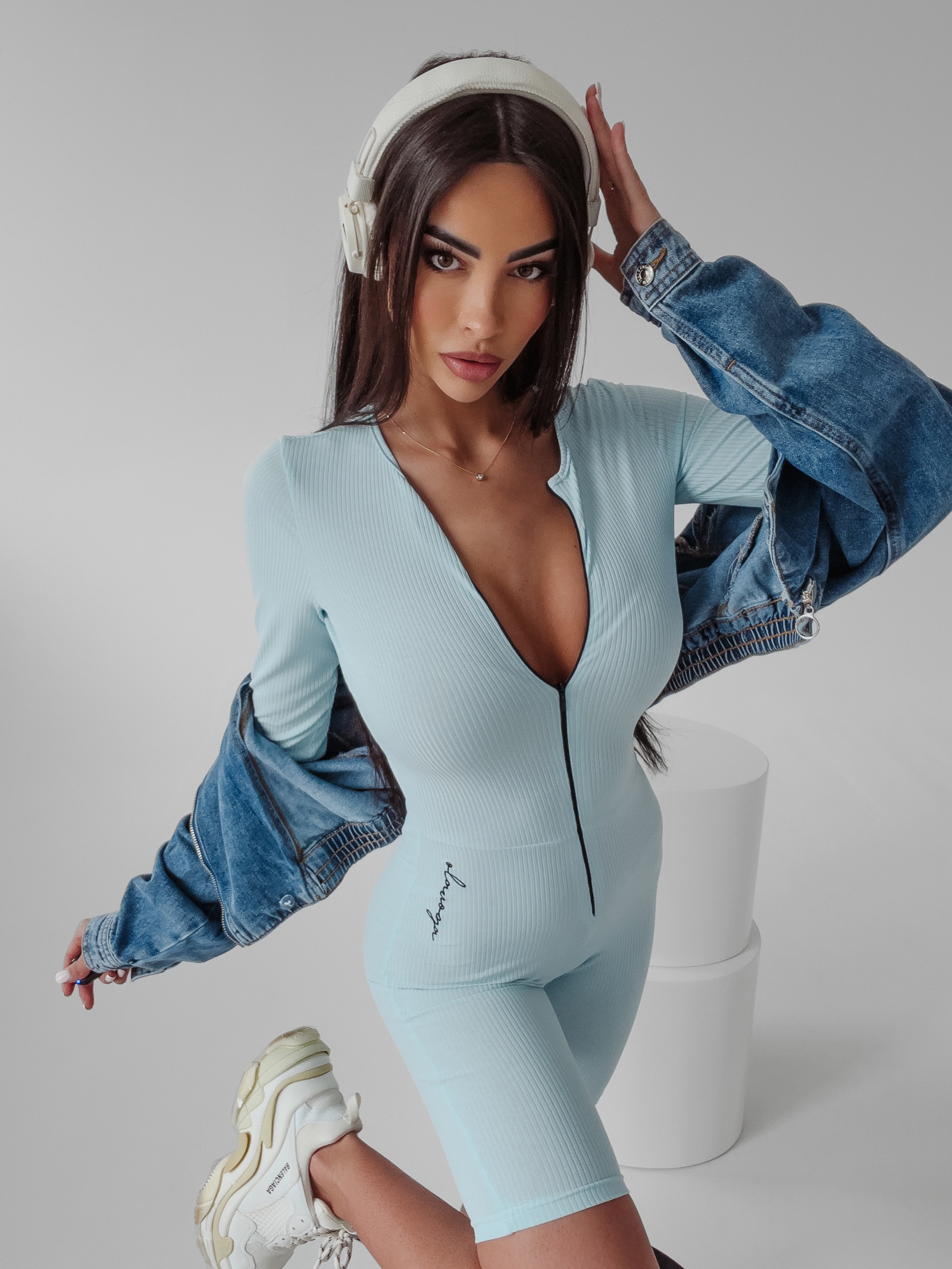 Kombinezon dopasowany sportowy Eris Ola Voga błękitny