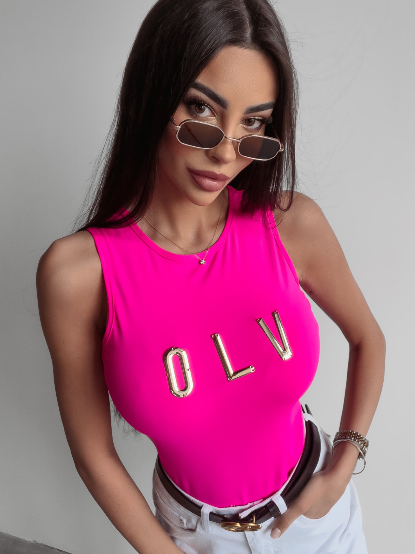 Body dopasowane Makira Ola Voga neonowy róż Body dopasowane Makira Ola Voga neonowy róż