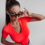 Body klasyczne Alix Ola Voga łososiowe