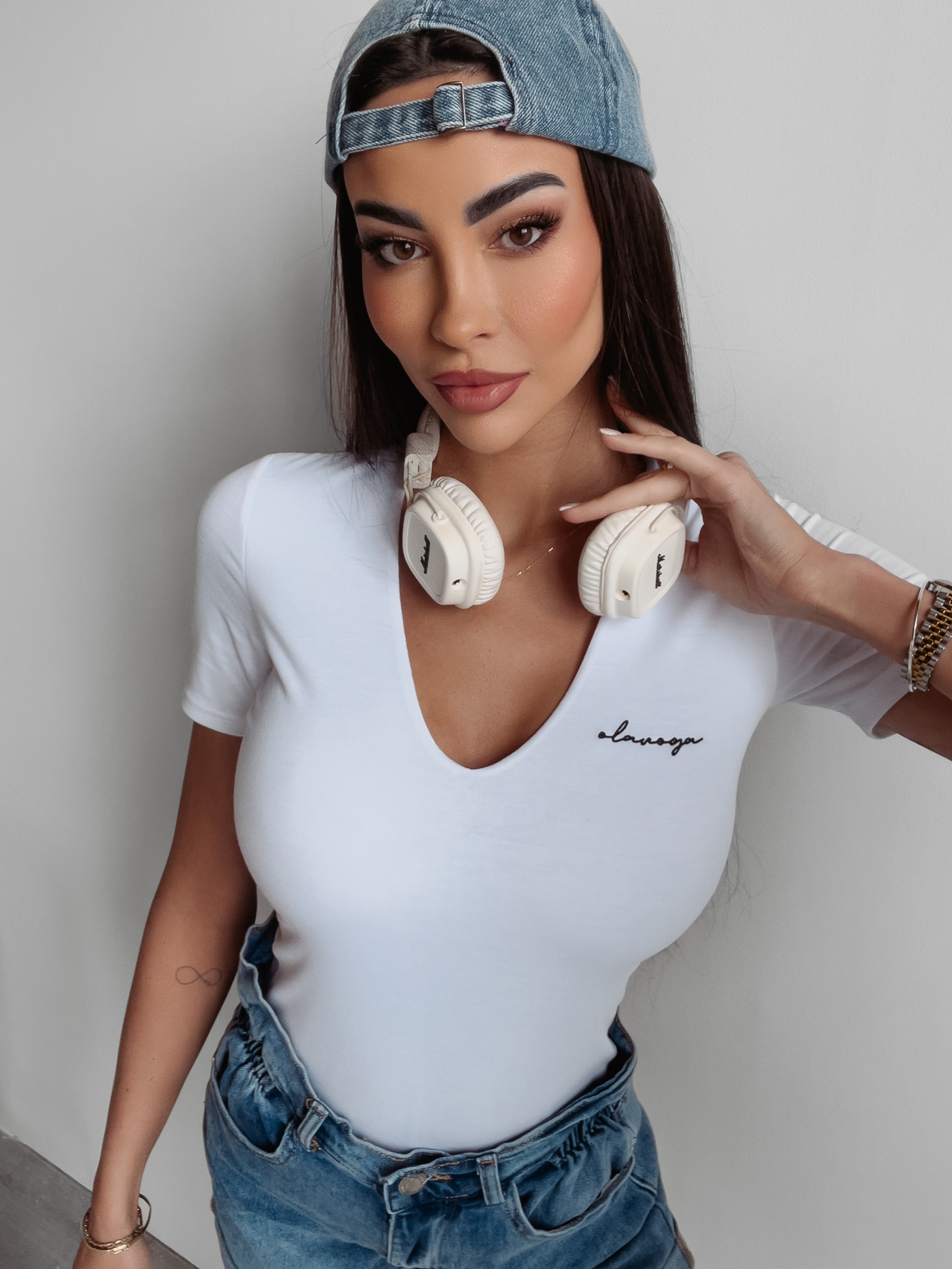 Body klasyczne Alix Ola Voga białe