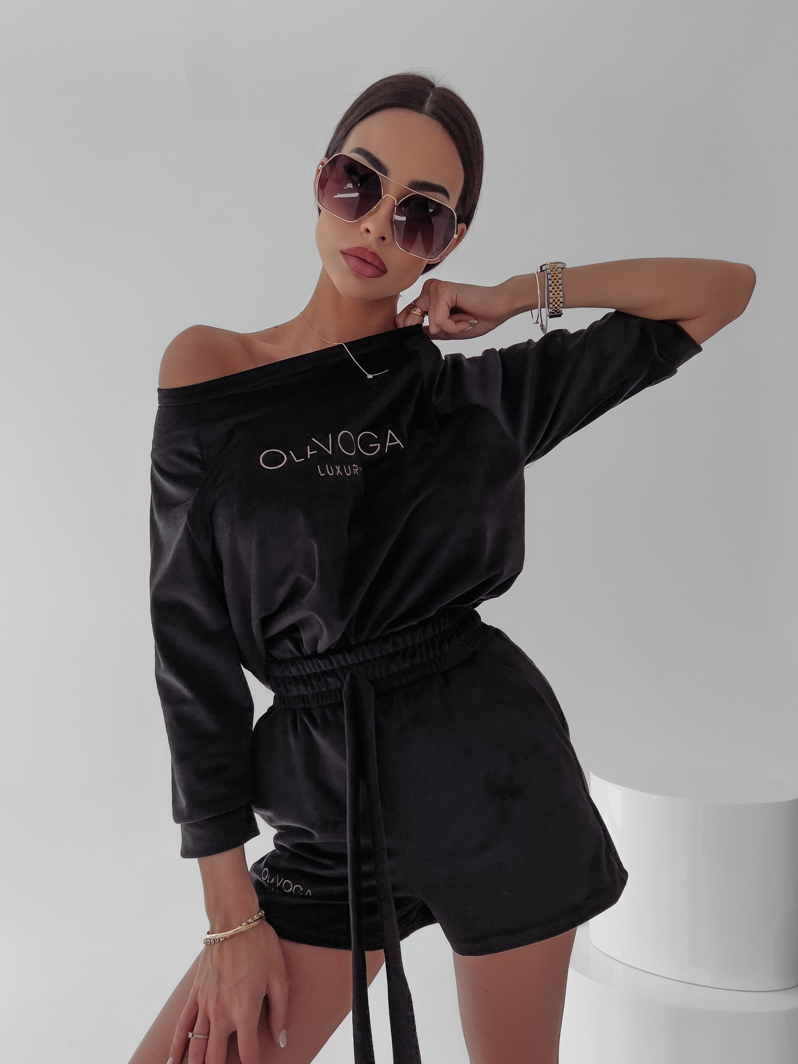 Komplet oversizowy Anabel Ola Voga czarny