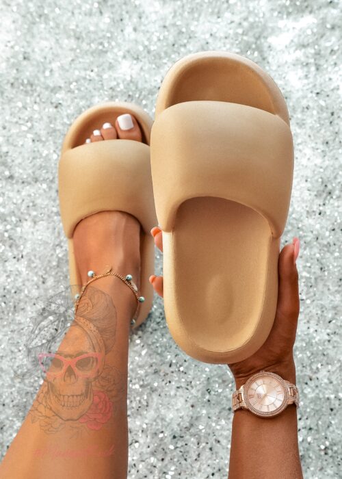 Klapki piankowe Madam Candis beżowe