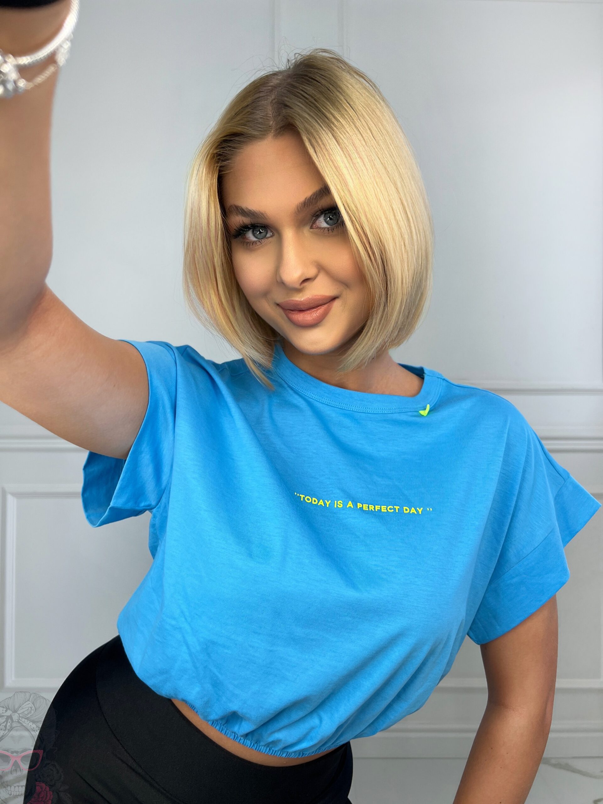 T-shirt krótki Perfect Day niebieski T-shirt krótki Perfect Day niebieski