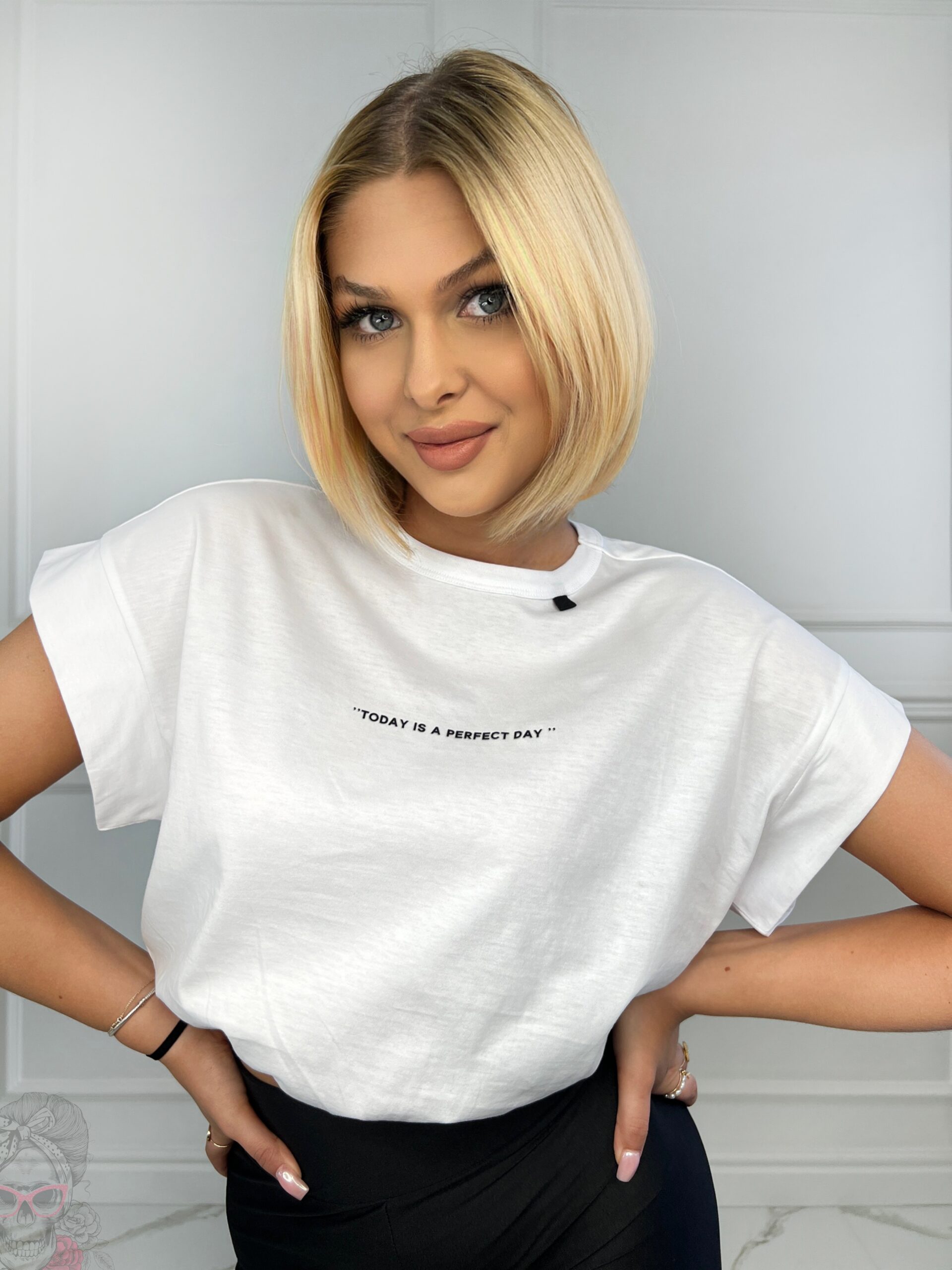 T-shirt krótki Perfect Day biały vs czarny T-shirt krótki Perfect Day biały vs czarny