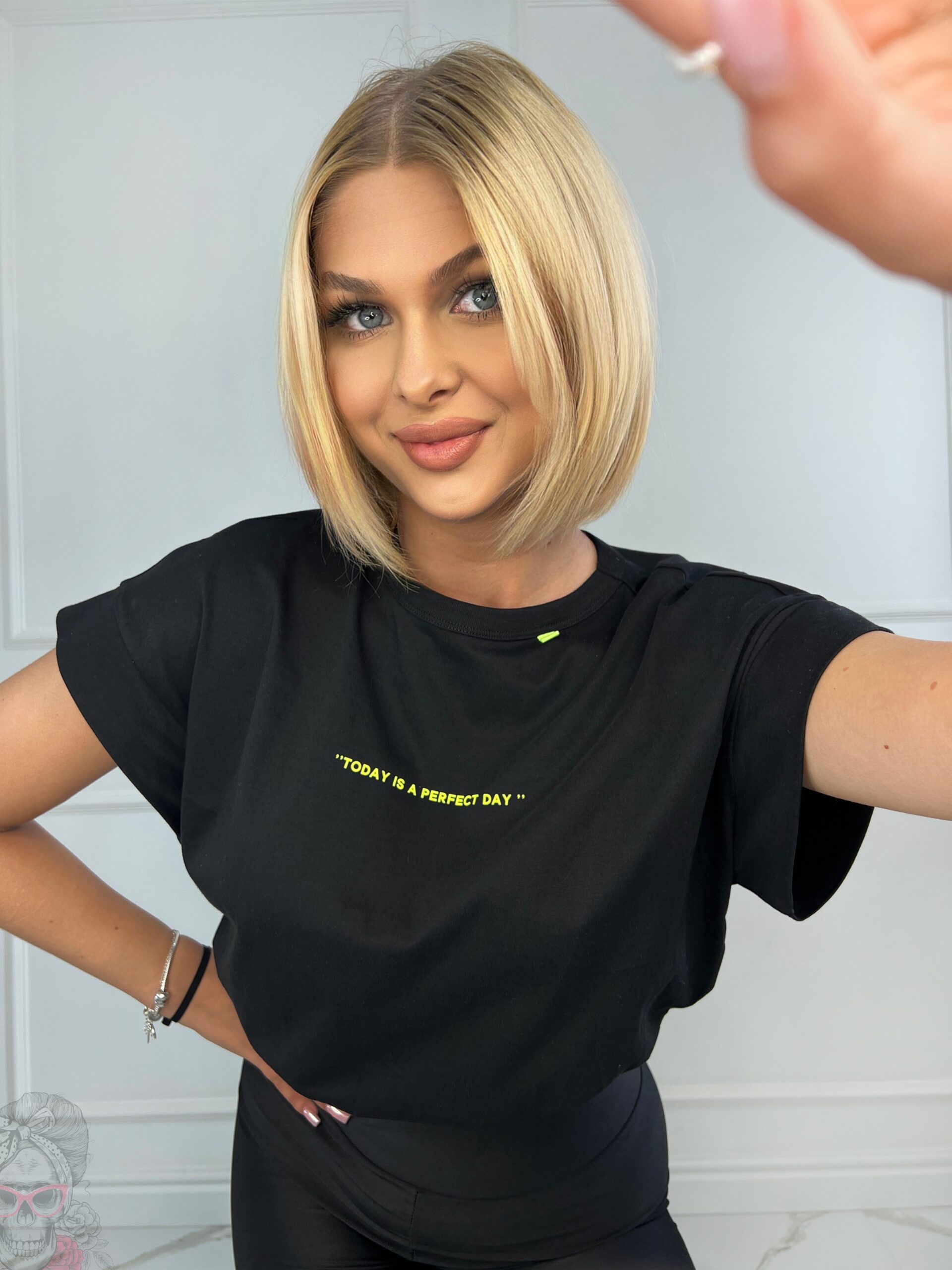 T-shirt krótki Perfect Day czarny