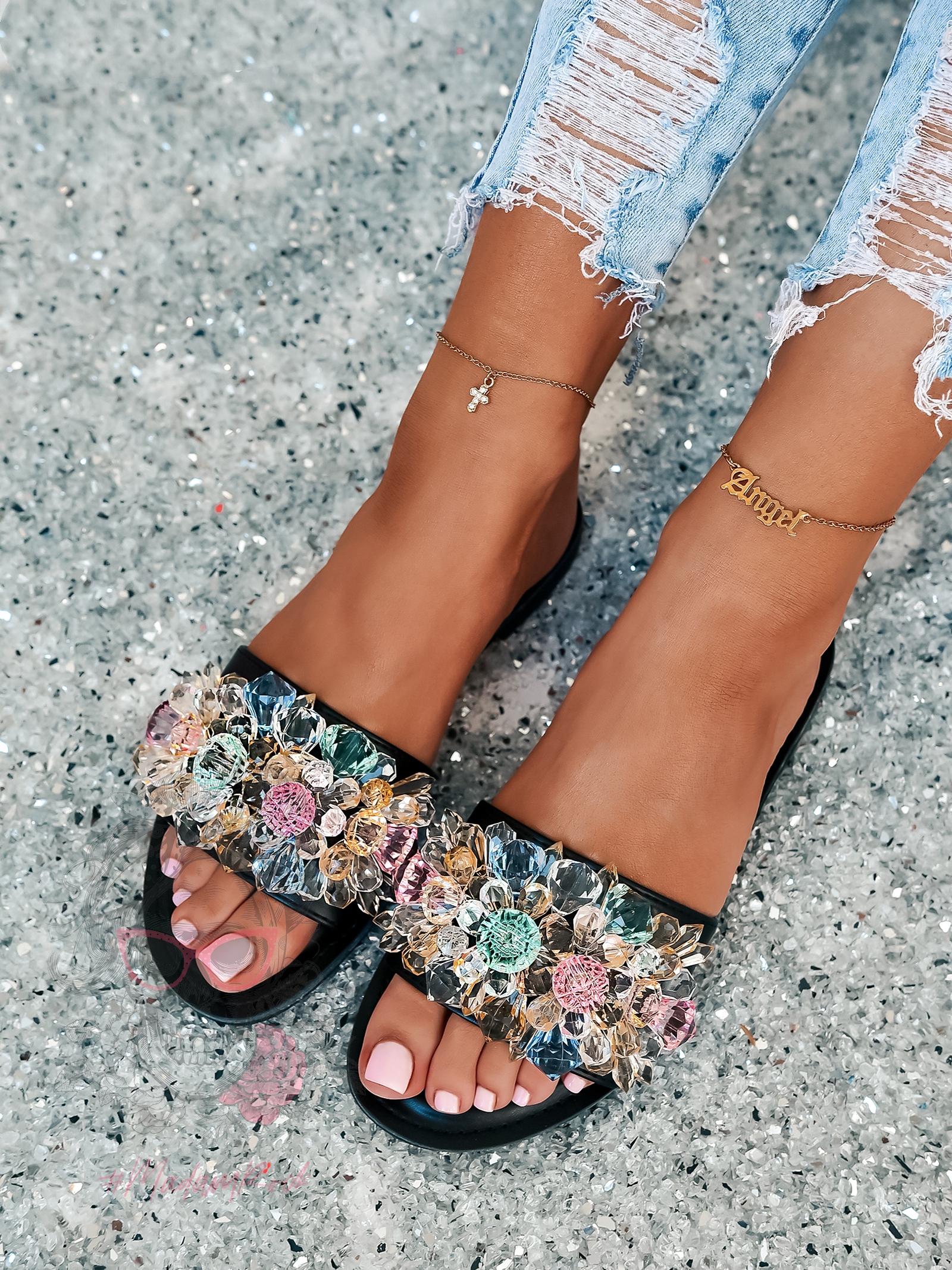 Klapki z kamieniami Madam Mikk czarne Klapki z kamieniami Madam Mikk czarne