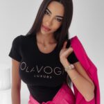 T-shirt slim fit klasyczny Ange Ola Voga czarny