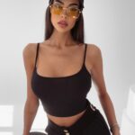 Top krótki Beti Ola Voga czarny