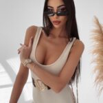 Kombinezon prążkowany Nemezis Ola Voga j.beżowy