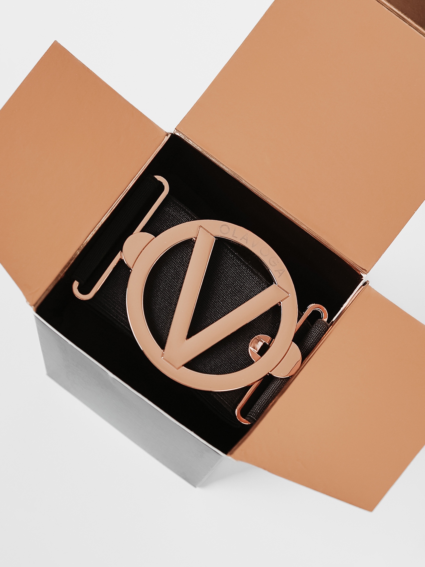 Pasek gumowy elegancki z klamrą logowany Anais czarny