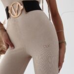 Pasek gumowy elegancki z klamrą logowany Anais czarny