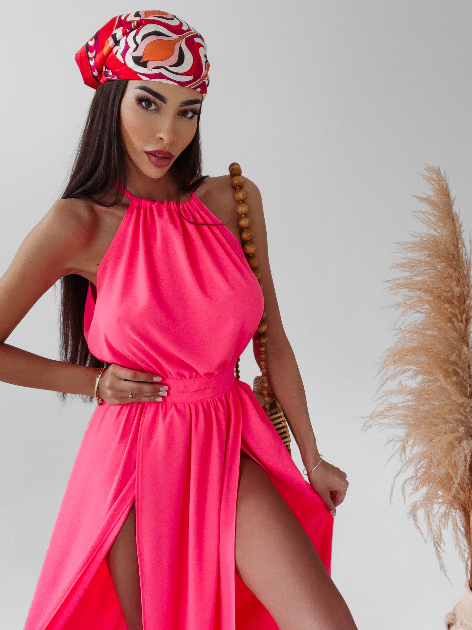 Sukienka koktajlowa Gaja Ola Voga neonowy róż Sukienka koktajlowa Gaja Ola Voga neonowy róż