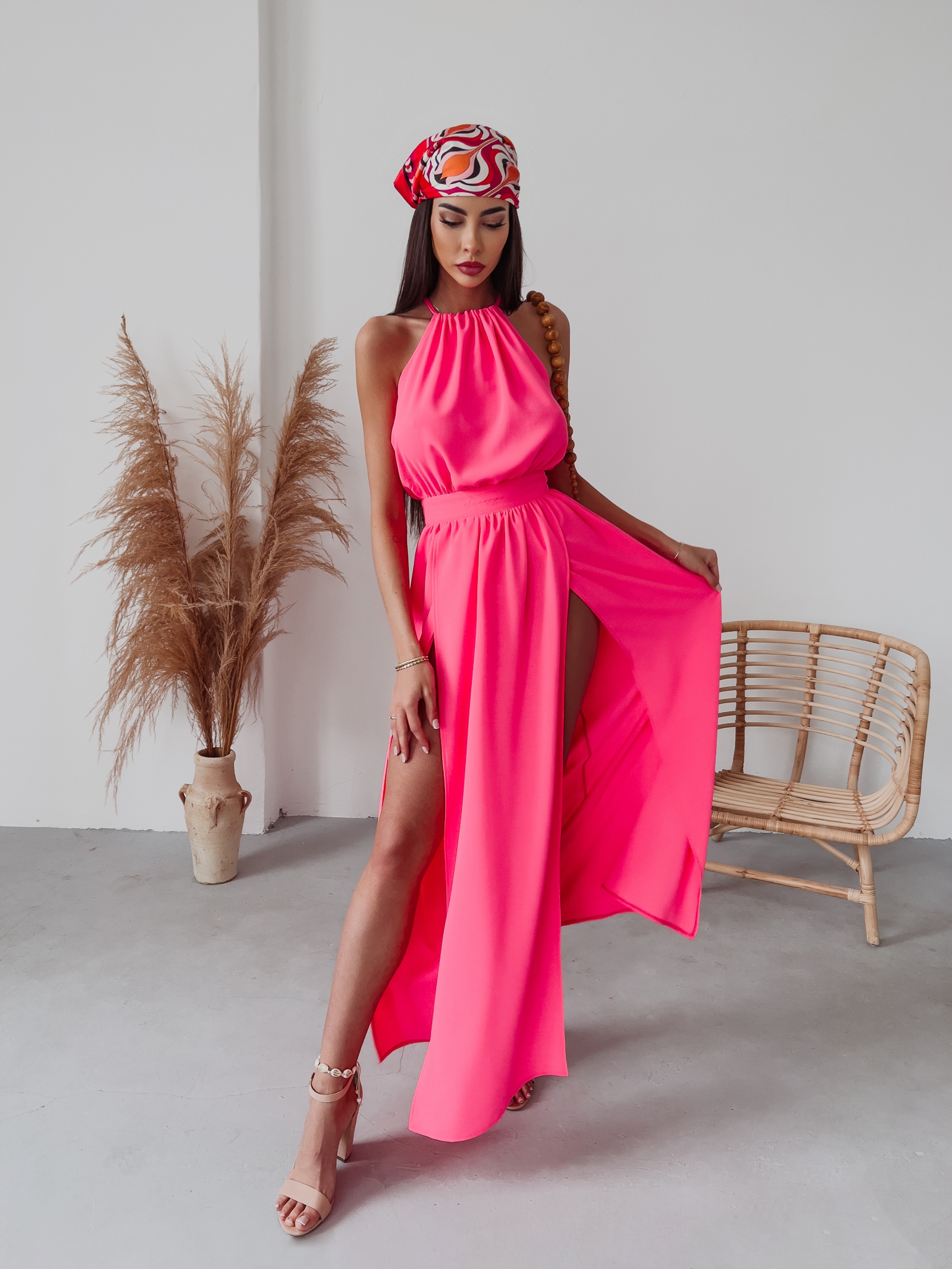 Sukienka koktajlowa Gaja Ola Voga neonowy róż Sukienka koktajlowa Gaja Ola Voga neonowy róż