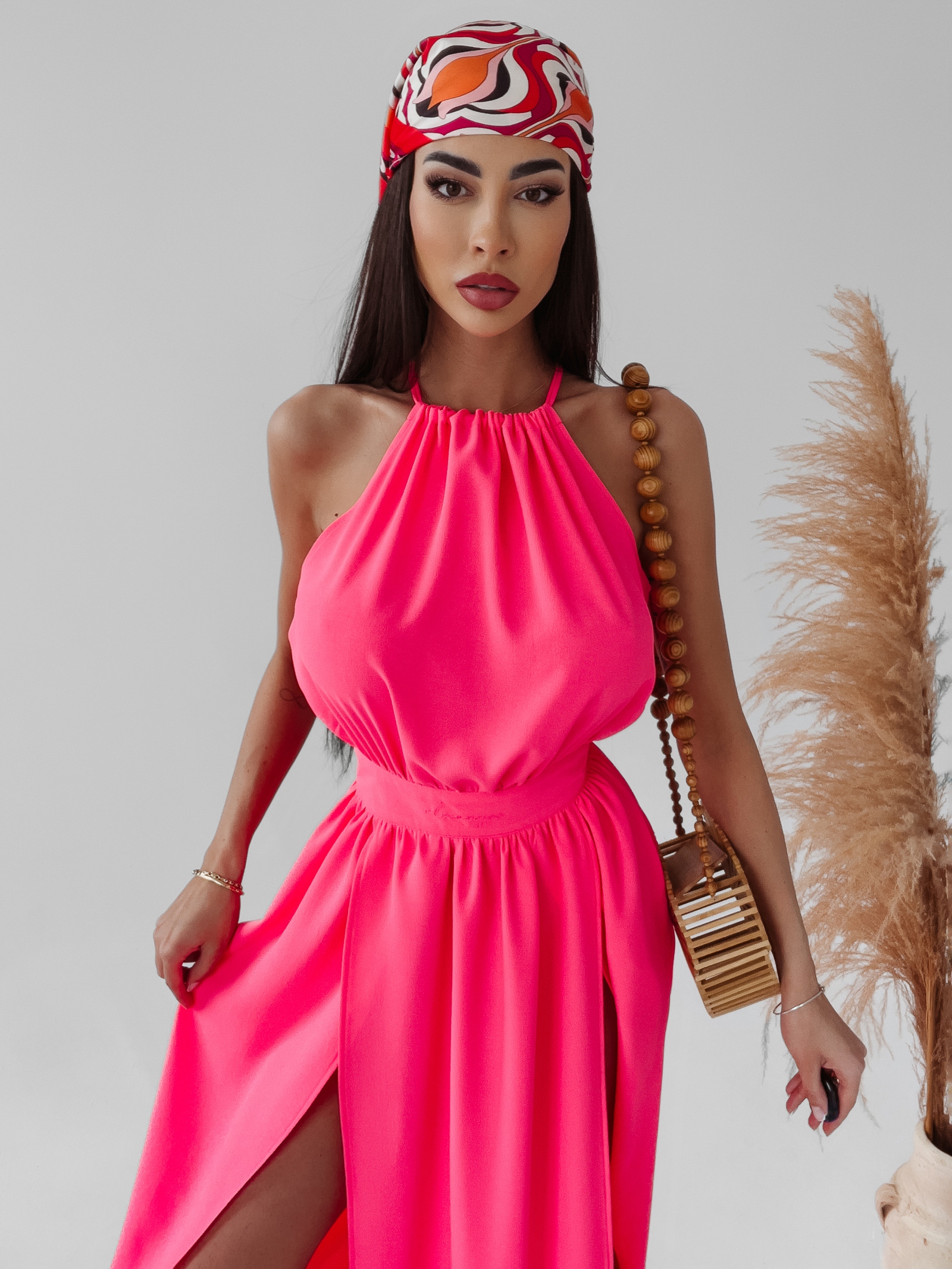 Sukienka koktajlowa Gaja Ola Voga neonowy róż Sukienka koktajlowa Gaja Ola Voga neonowy róż