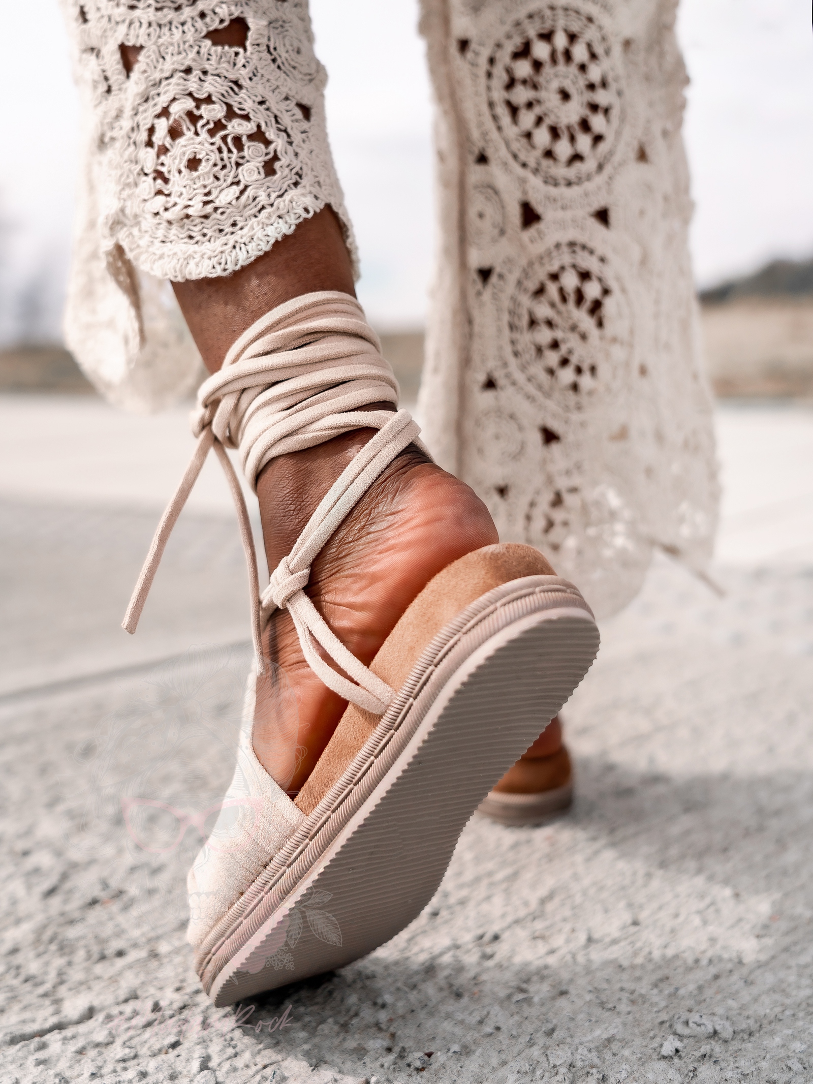 Sandały Madam Pago beżowe