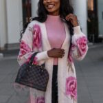 Kardigan Flowers III beżowy