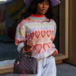 Sweter w serca Molis kolorowy