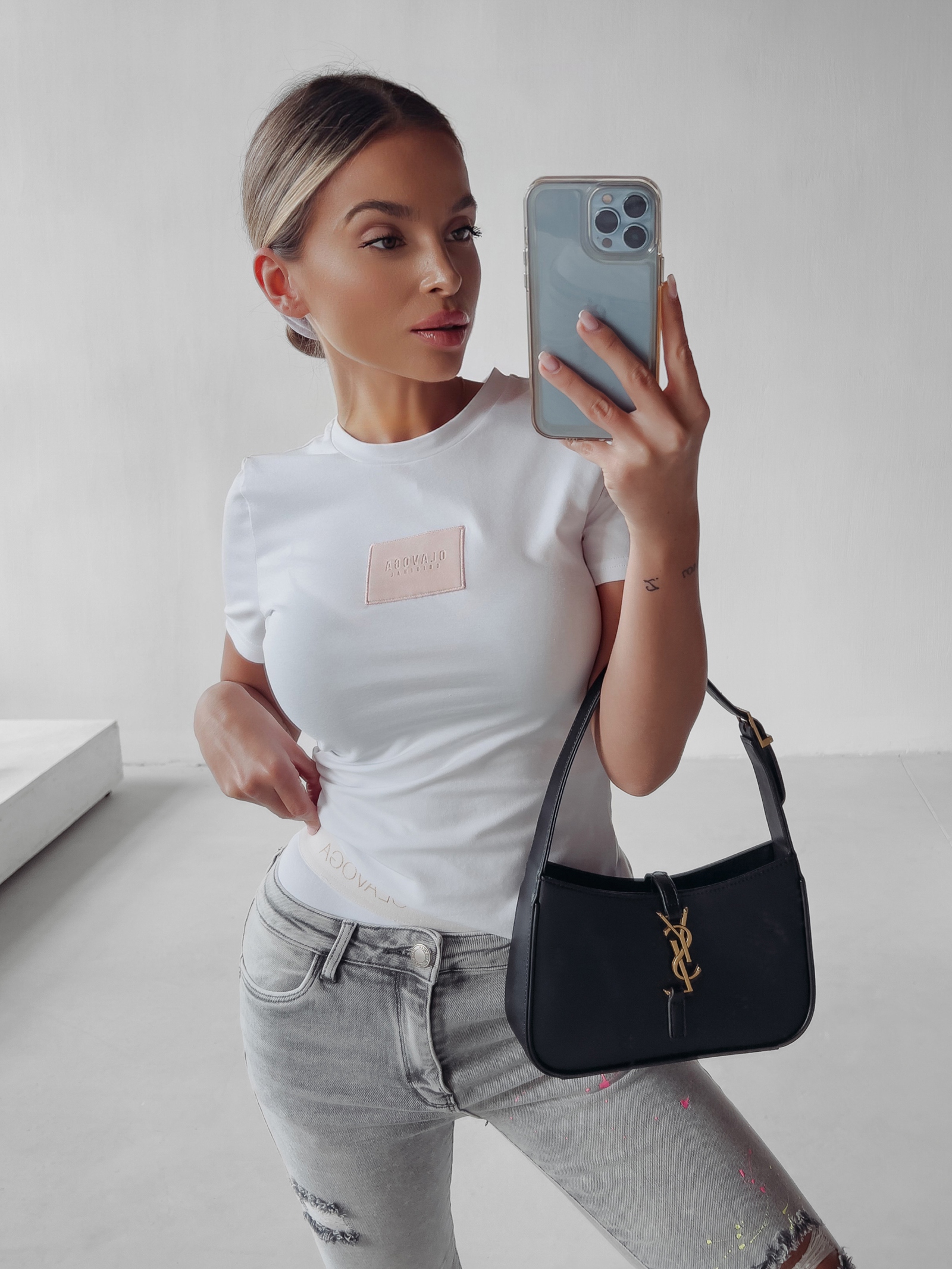 T-shirt basic bawełniany Asta Ola Voga biały