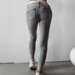 Spodnie jeansowe z przetarciami Nela 267E Ola Voga szare