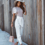 Spodnie chinosy Greti śmietanowe