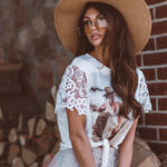 Koszulka z koronką Mihos śmietankowa