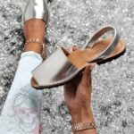 Sandały płaskie skórzane Madam Boso srebrne