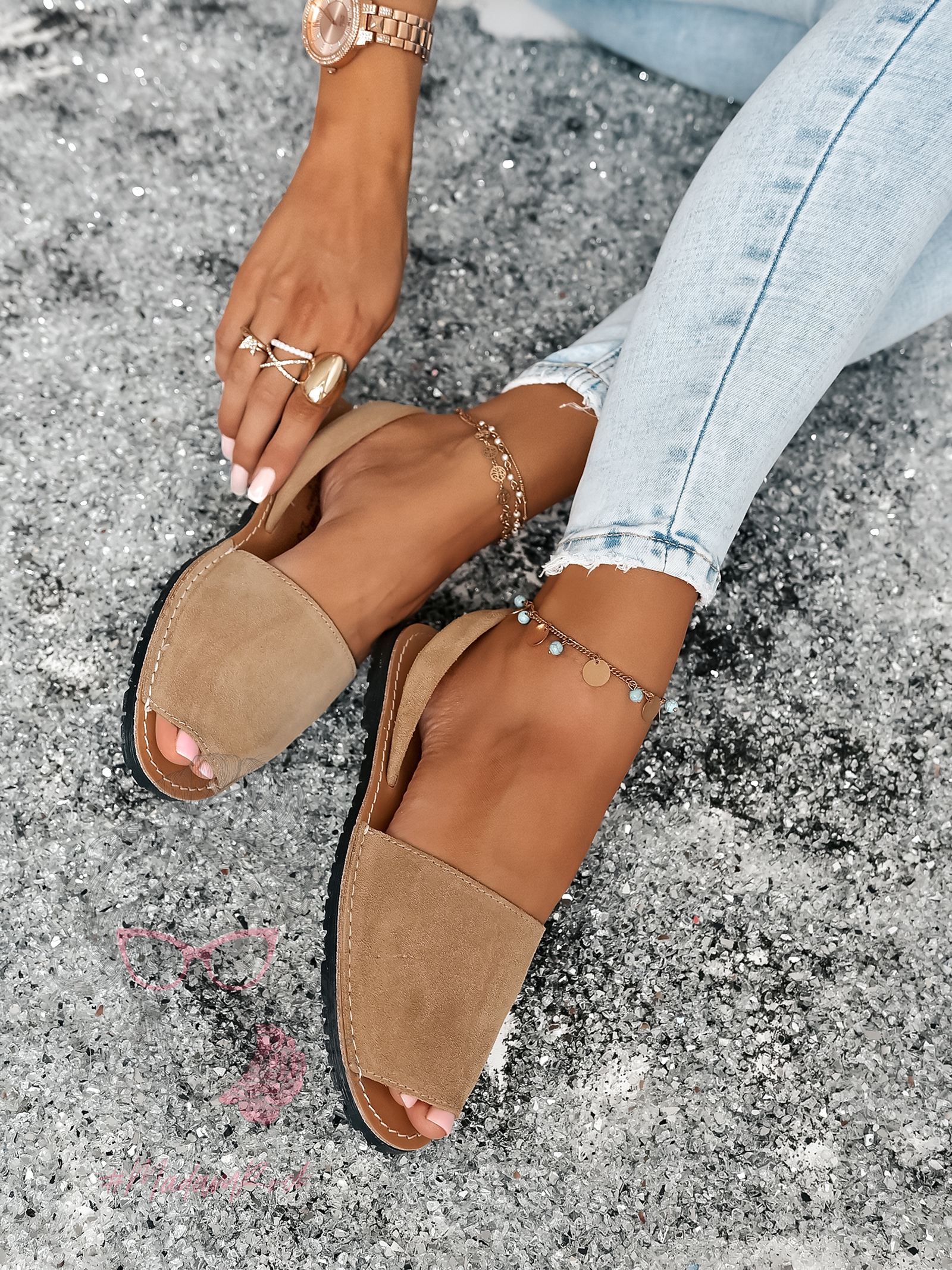 Sandały płaskie skórzane Madam Boso beżowe Sandały płaskie skórzane Madam Boso beżowe