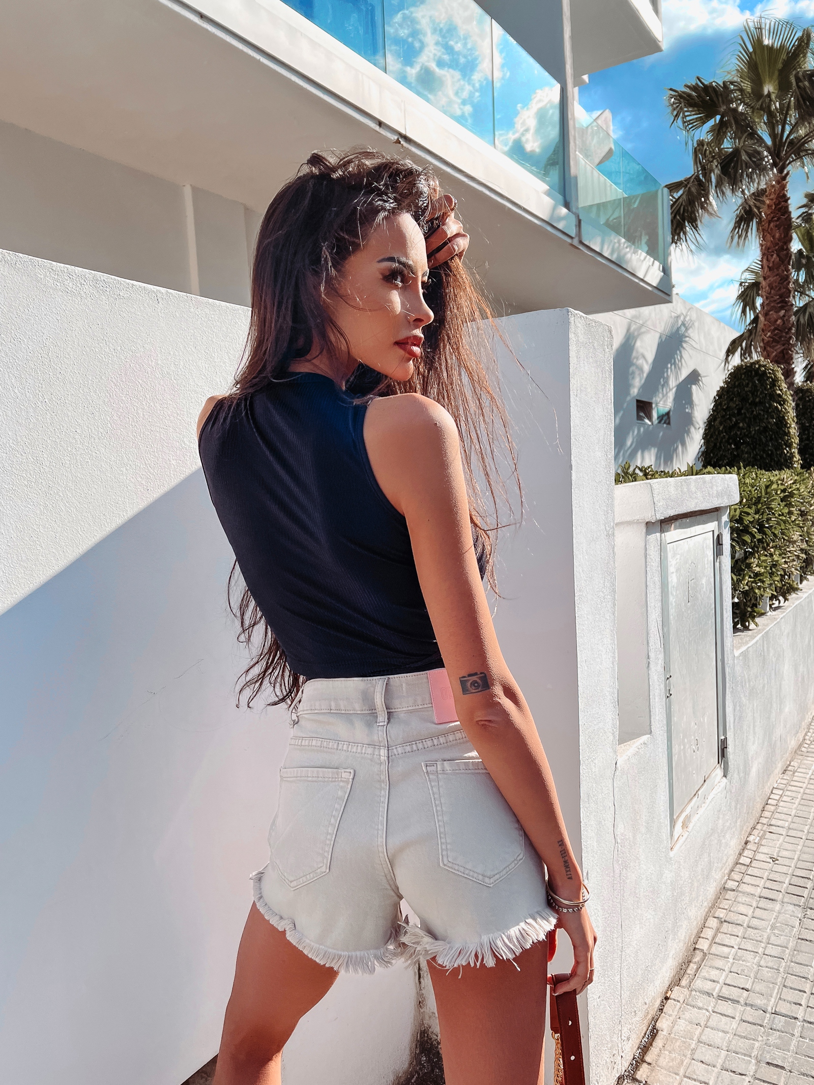 Spodenki szorty jeasnowe Cilia 3689 Ola Voga beżowe