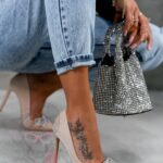 Czółenka z błyskiem Iliadi beżowe