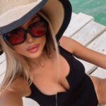 Body & kostium kąpielowy elegancki Siletto Ola Voga czarny