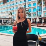 Sukienka dopasowana asymetryczna Lani Ola Voga czarna