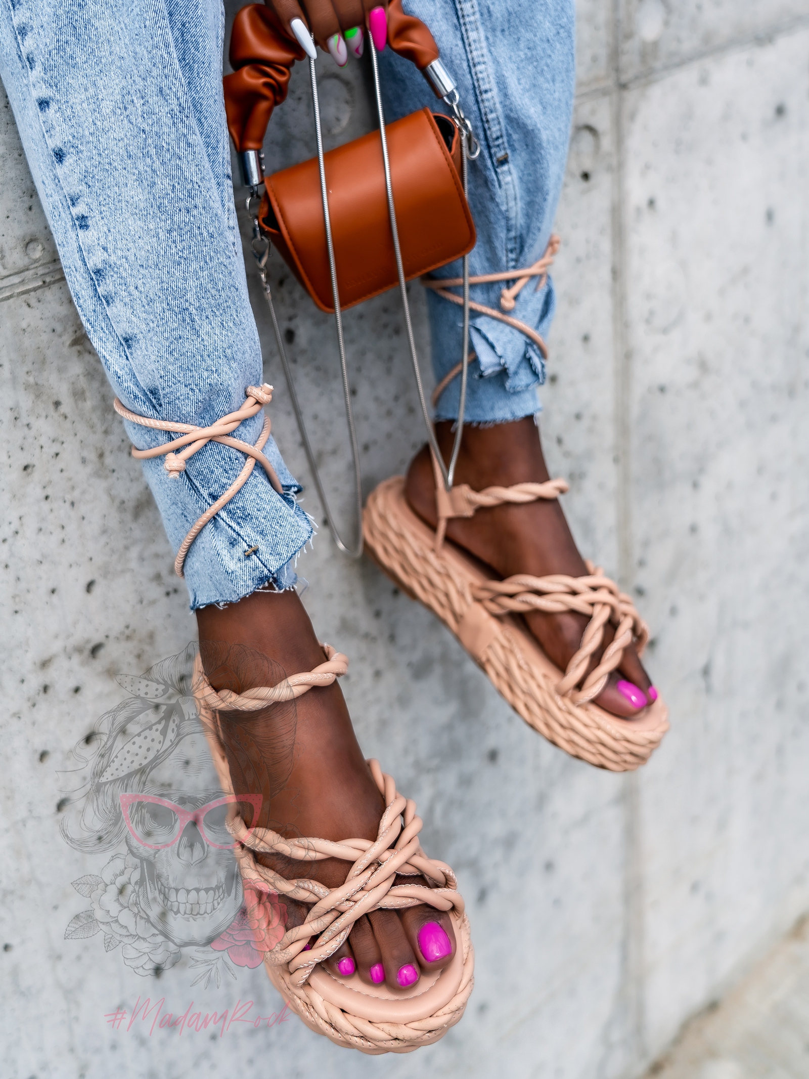 Sandały plecione Madam Energa beżowe