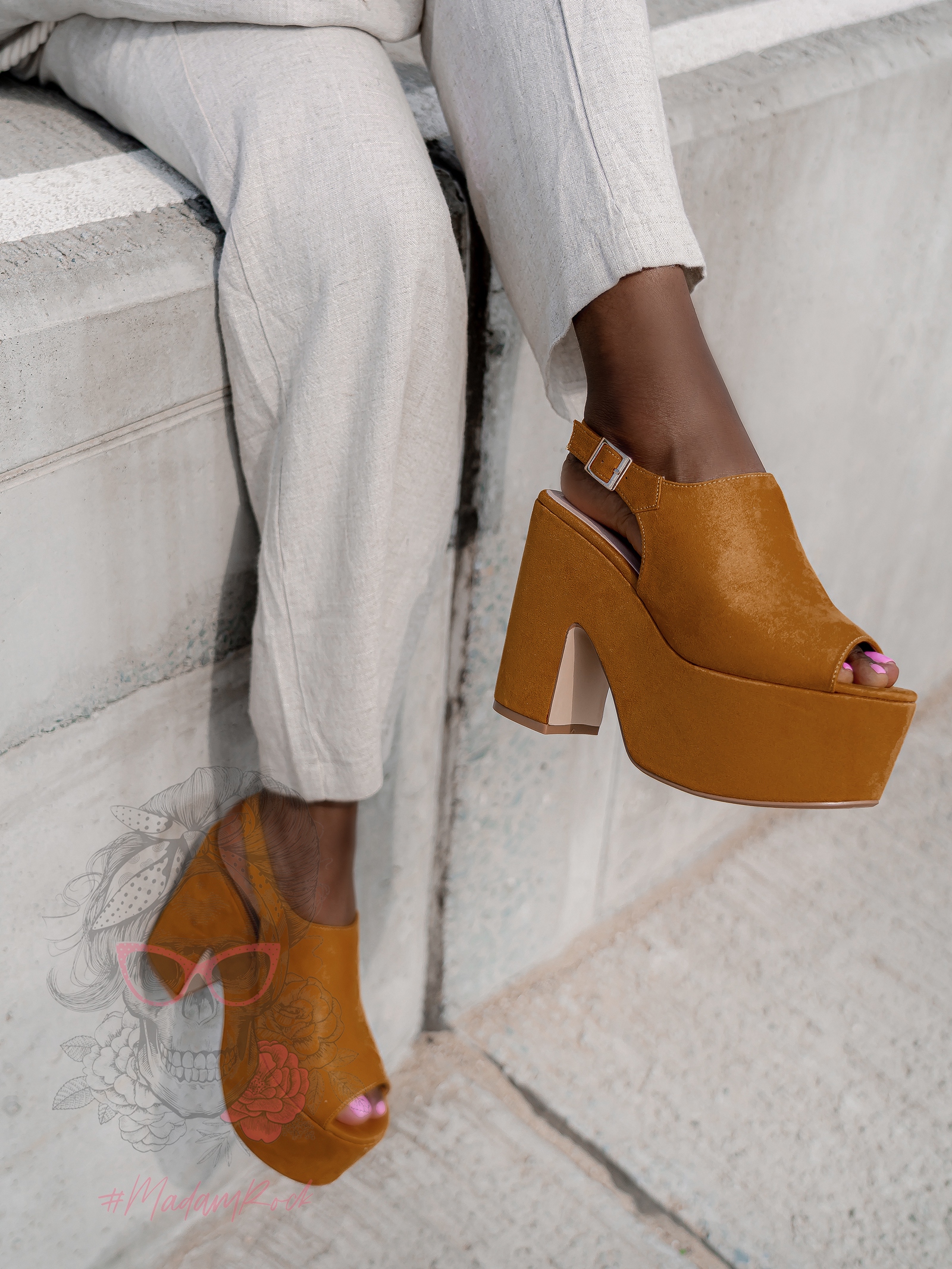 Sandały koturny Madam Scapade II karmelowe Sandały koturny Madam Scapade II karmelowe