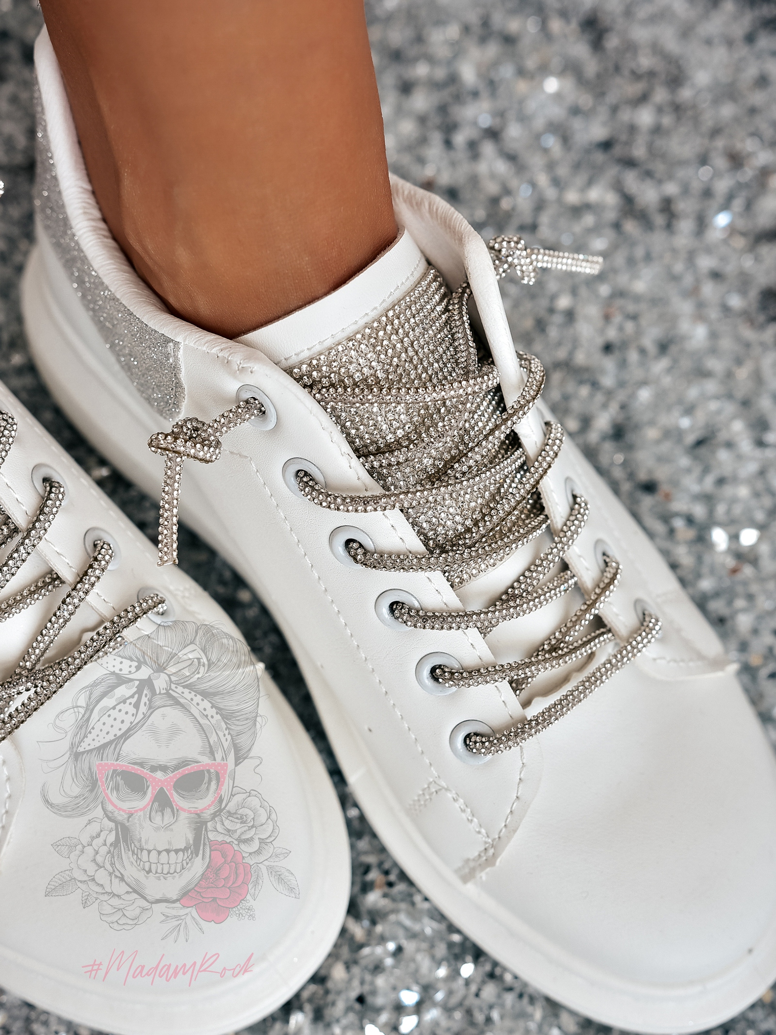 Trampki z cyrkoniami Madam Show Must Go On białe Trampki z cyrkoniami Madam Show Must Go On białe