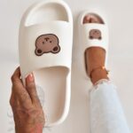 Klapki z misiem Madam Mibi białe