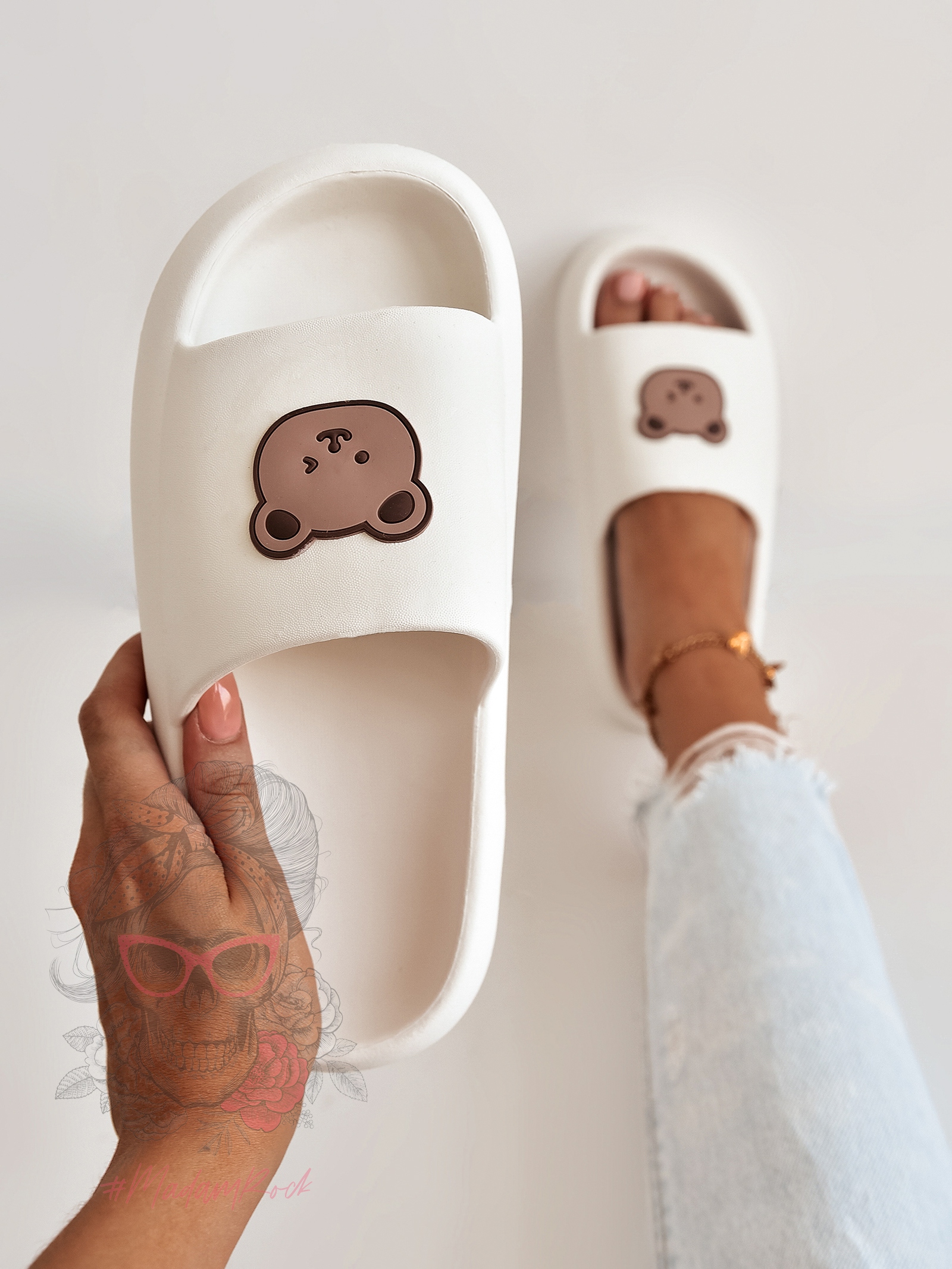 Klapki z misiem Madam Mibi białe