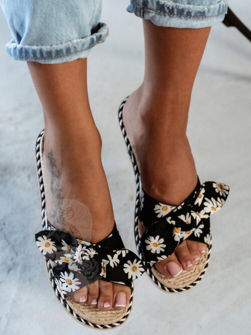 Klapki płaskie Madam Daisy czarne