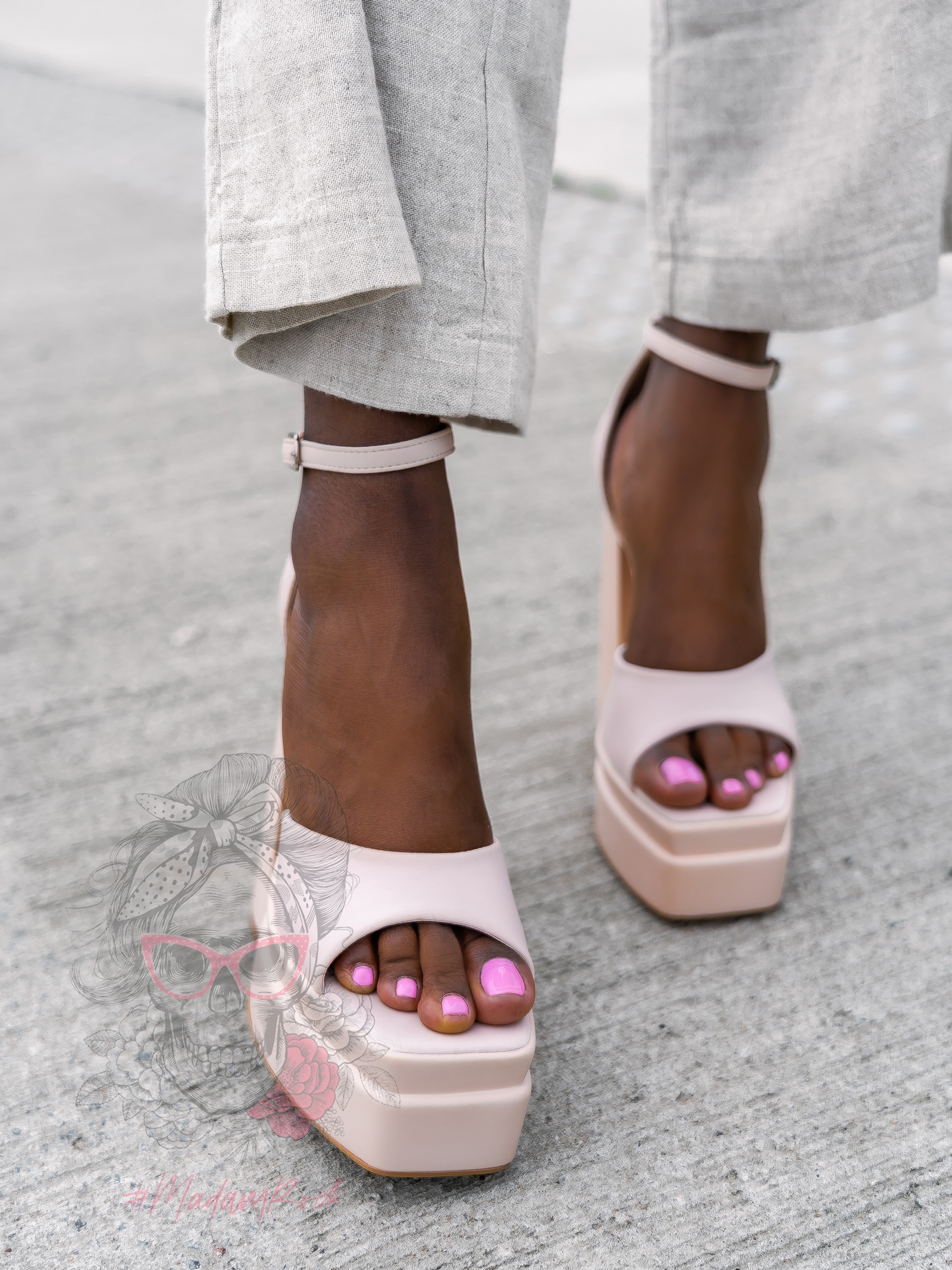 Sandały na słupku Madam Kourtney beżowe