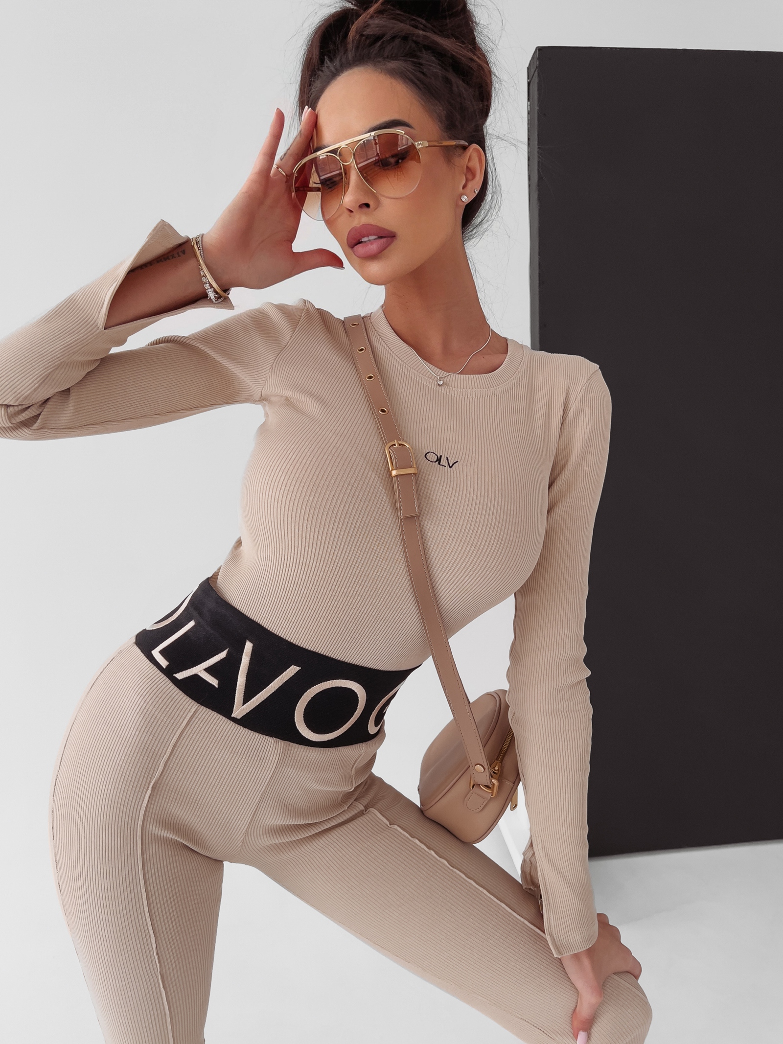 Bluzka prążkowana top Susan Ola Voga beżowa Bluzka prążkowana top Susan Ola Voga beżowa