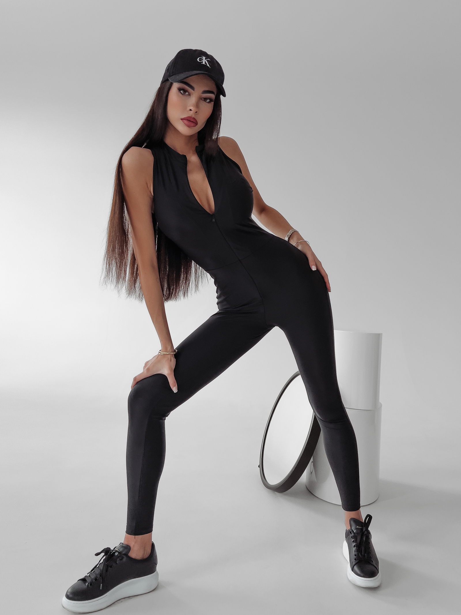 Kombinezon połyskujący Dionie Ola Voga czarny