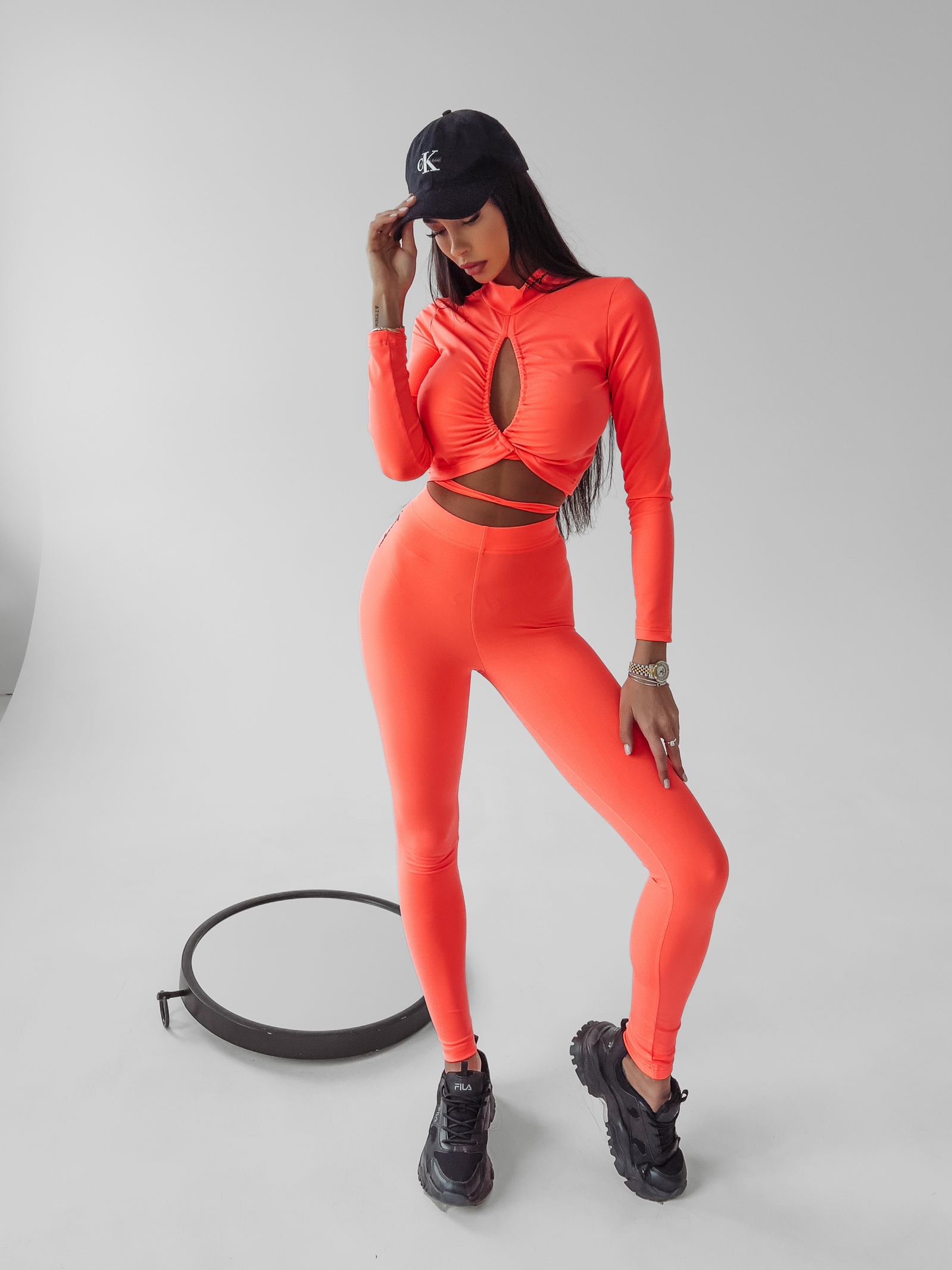 Komplet elastyczny LIDIA OLAVOGA neonowy pomarańcz Komplet elastyczny LIDIA OLAVOGA neonowy pomarańcz