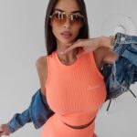 Komplet prążkowany sportowy Colet Ola Voga koralowy