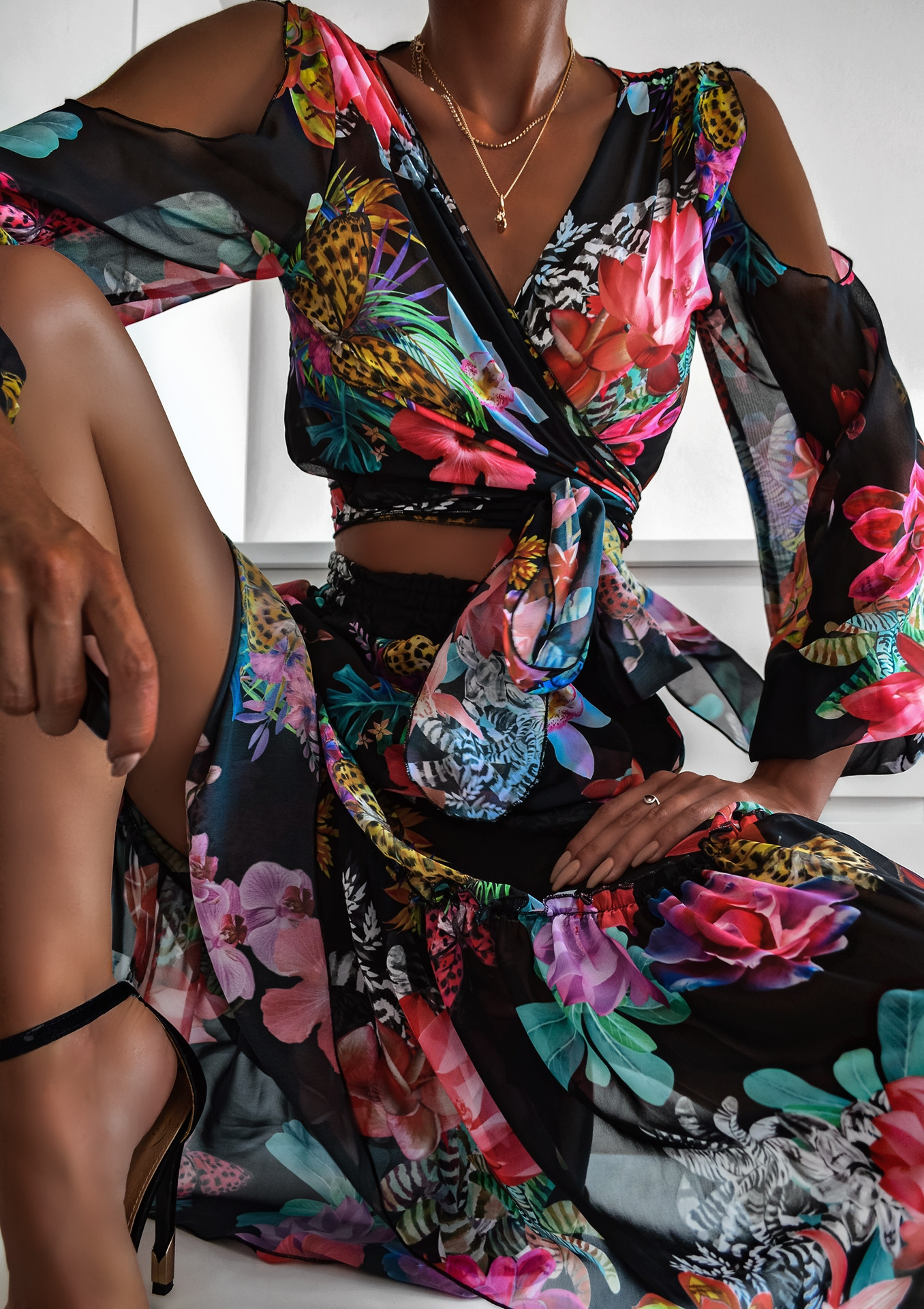 Komplet wakacyjny NB Bali w motyle czarny