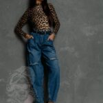 Jeansy boyfriend z paskiem Duffel granatowe